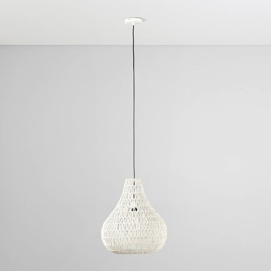 Lampa wiszaca o subtelnym charakterze z agodnym konturem w odcieniu bieli